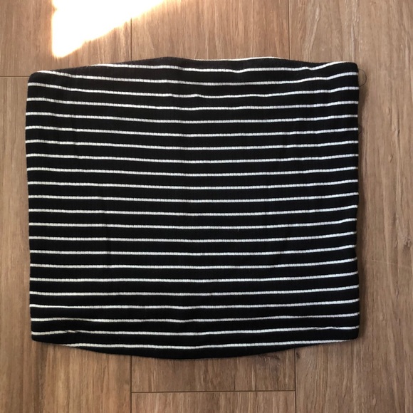 American Eagle black and white tube top, size small.